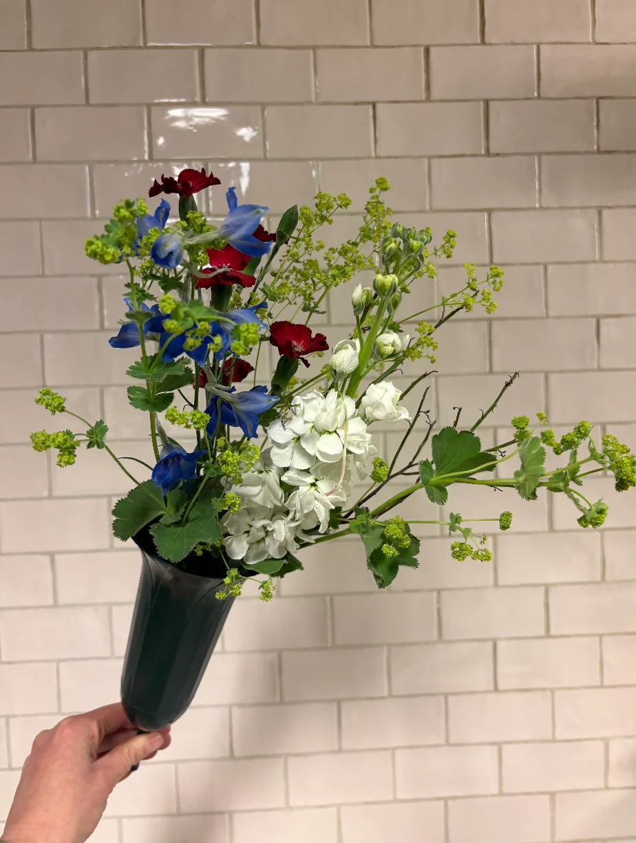 Bukett til grav 17.mai