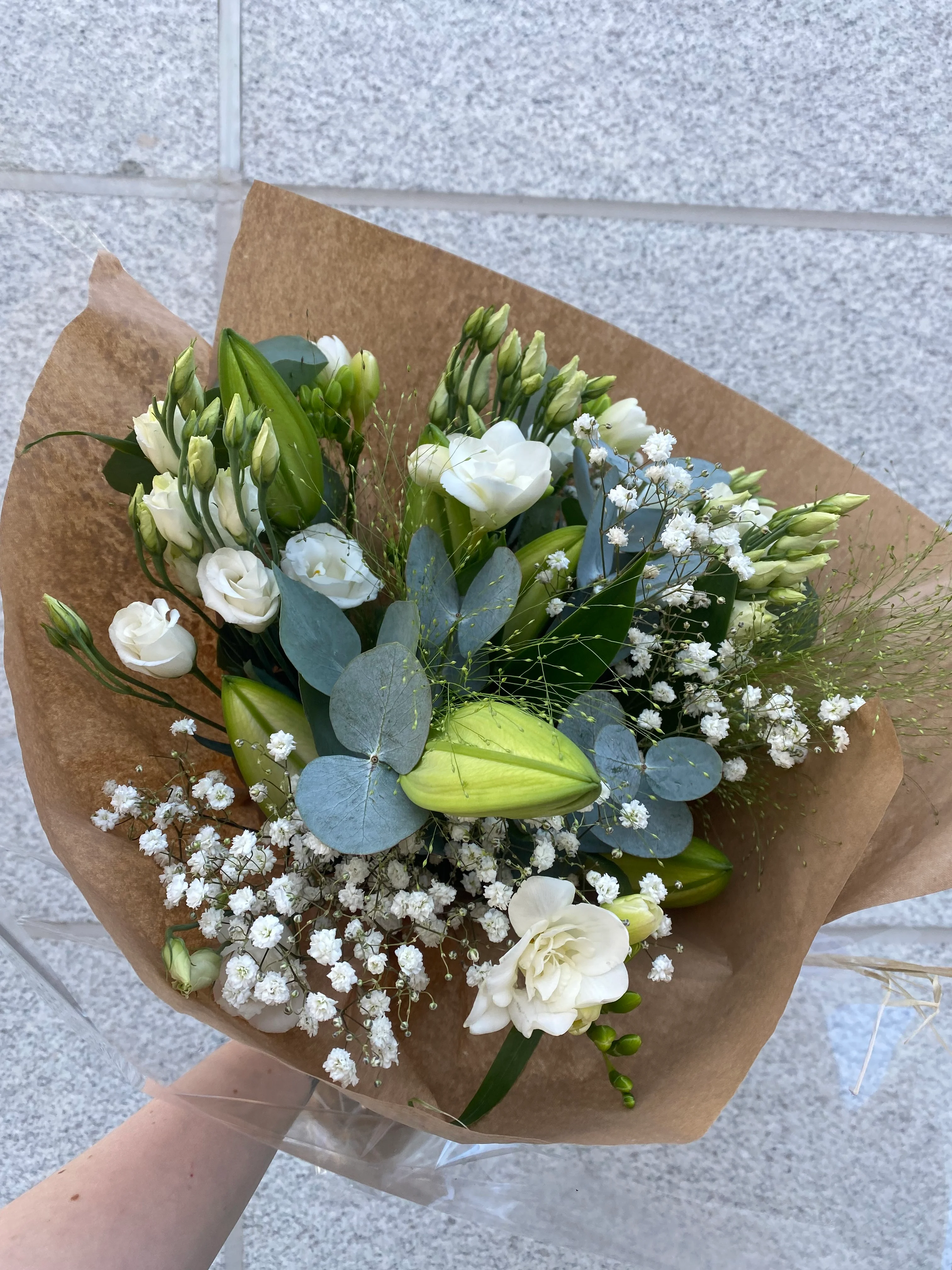 Hvit kjærlighetsbukett🤍