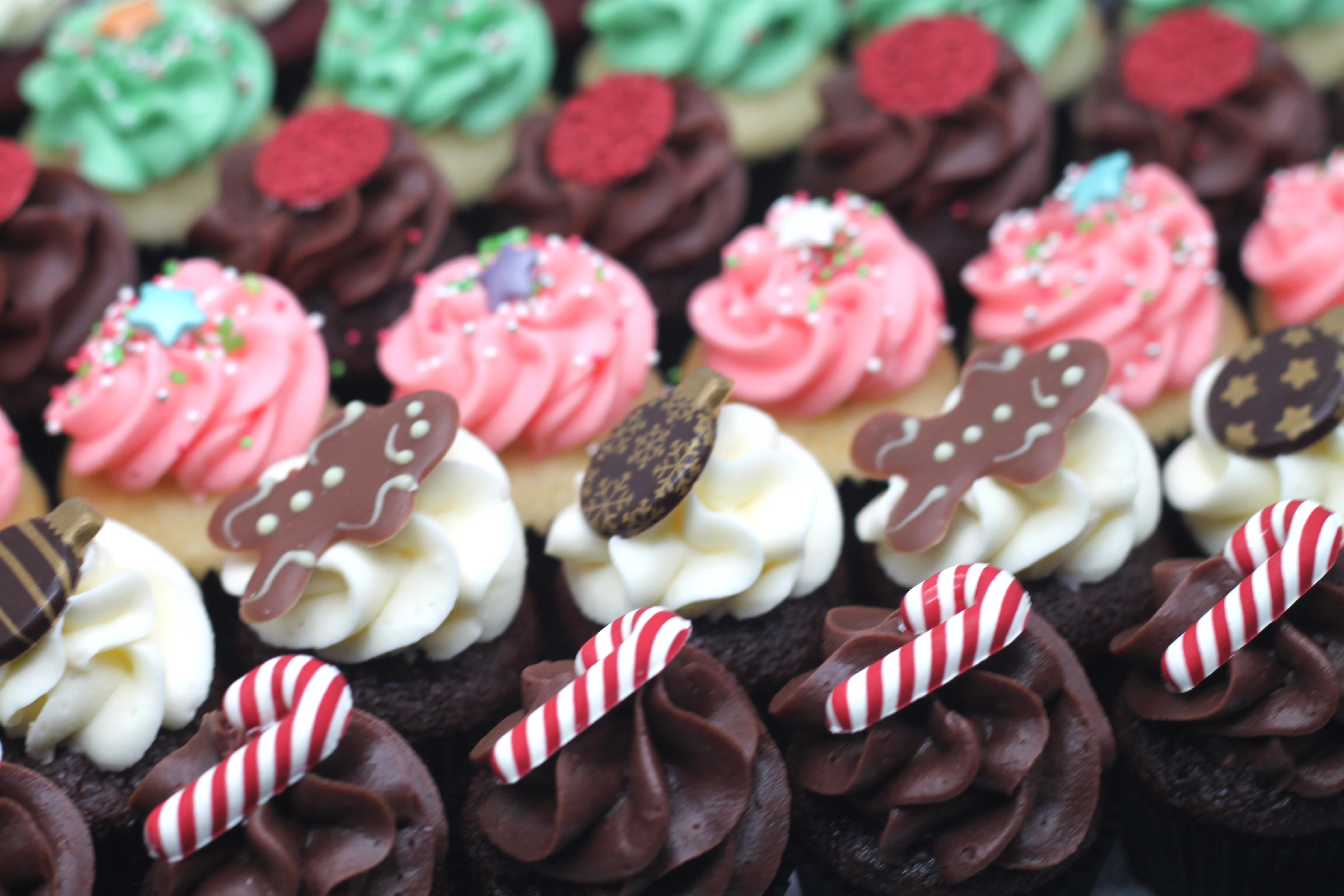 48 Mini cupcakes JUL 6 smaker